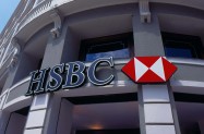 Dobit HSBC-a lani potonula 62 posto