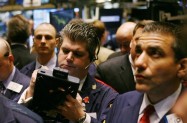 Wall Street: nova godina poela padom cijena dionica