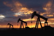 Naftna trita podijeljena u pogledu dobrih amerikih podataka