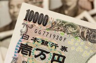 Zabrinutost zbog Kine i Ukrajine pruila podrku jenu i franku