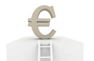 Euro prema dolaru najvie u dvije i pol godine, u fokusu ameriki podaci
