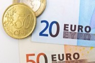 Euro nakratko na najvioj razini prema dolaru u vie od dvije godine