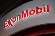 Dobit Exxon Mobila prole godine pala vie od 50 posto