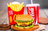 Dobit McDonald′sa porasla, cijena dionice rekordna
