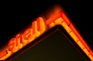 Shell planira prodati 37,5 posto udjela u njemakoj rafineriji britanskom Praxu