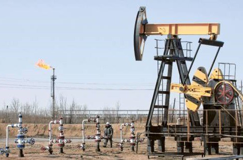 Cijene nafte stabilne nadomak 37 dolara, visoke zalihe u SAD-u