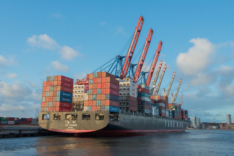 U pet mjeseci izvoz i uvoz porasli vie od 3 posto