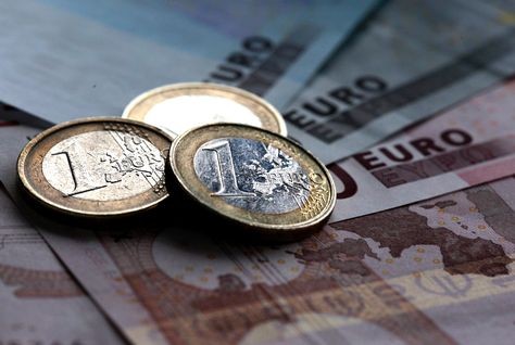 Euro skliznuo ispod 1,13 dolara, u fokusu Grka i Ukrajina