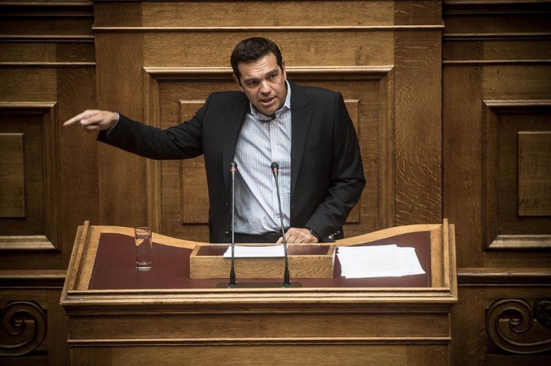Grki parlament usvojio reforme, kaos na ulicama Atene