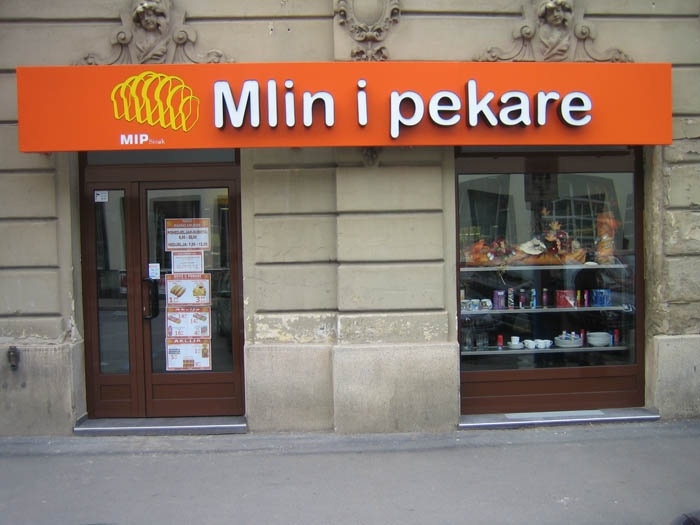 Sisaka tvrtka Mlin i pekare eli preuzeti Zagrebake pekarne Klara