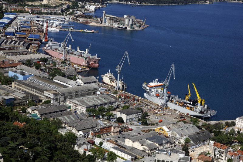 Vie od 170 radnika Uljanik Brodogradilita dobilo otkaze, timovi HZZ-a informiraju ih o pravima