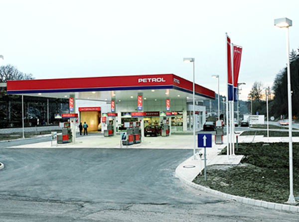 Slovenski Petrol zbog reguliranih cijena oekuje odtetu od drave