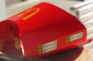 Dobit McDonald′sa porasla 35 posto, prihodi blago pali