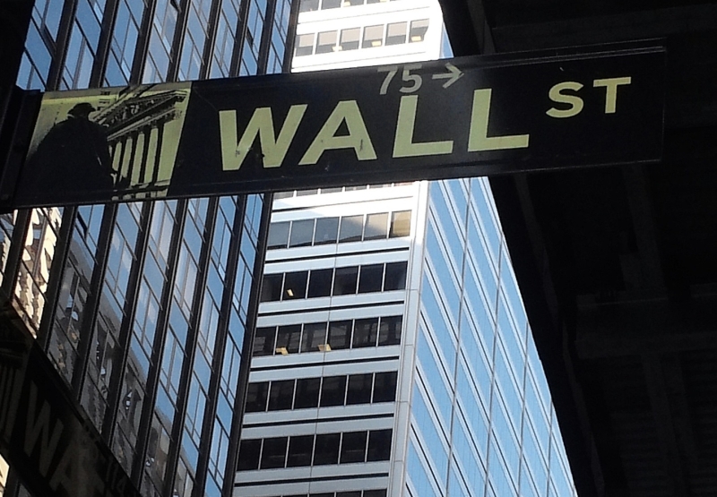 WALL STREET: Skliznuće s rekordnih razina WALL STREET: Skliznuće s rekordnih razina