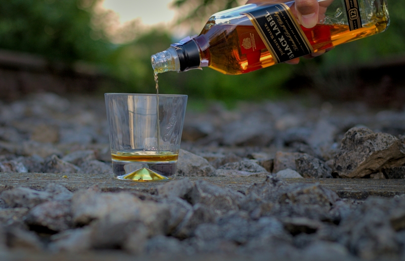 Otar pad izvoza kotskog viskija u 2023.