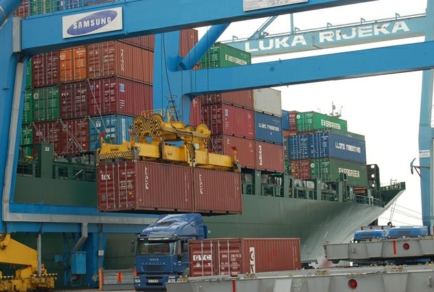 AZ, Erste Plavi i OT Logistics potpisali ugovor o suradnji u Luci Rijeka