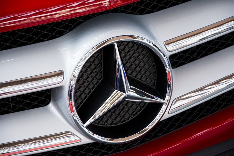 Mercedes Benz reducira opremu automobila zbog nestaice ipova